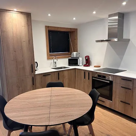 Cozy 3p A 5m Du Front De Neige Avec Parking Et Terrasse - Fr-1-464-236 Apartment *